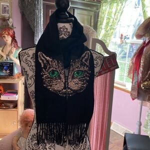 Gucci cat scarf.. unisex